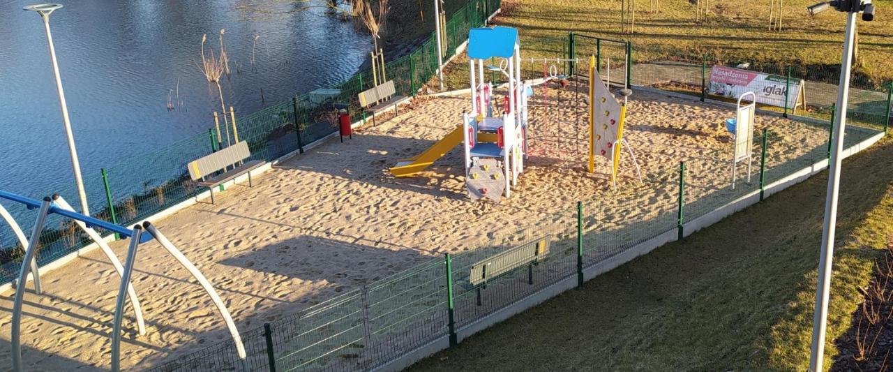 Apartament Z Widokiem Piła Esterno foto